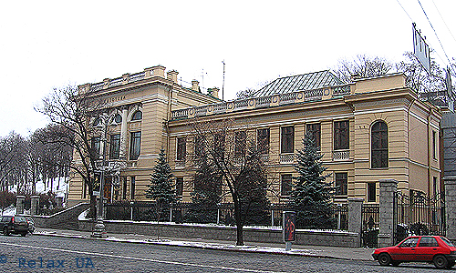 parlament_biblioteka_front